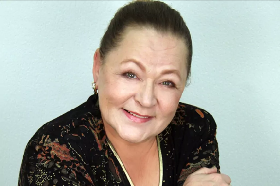 Спектакль «Любовь и голуби»‎