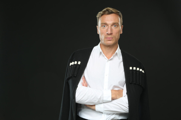 Моноспектакль "Я, бабушка, Илико и Илларион"