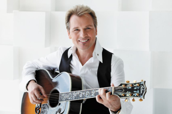 Александр Малинин