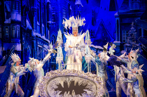 Московская премьера Новогодней сказки"СНЕЖНАЯ КОРОЛЕВА"от режиссёра Московского театра Н.Сац В.Меркулова.