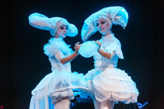 Фестиваль мыльных пузырей "Шоу первых"