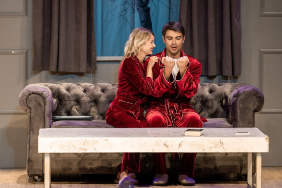 Спектакль "Бывшие"