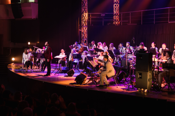 "&Ocy;&rcy;&kcy;&iecy;&scy;&tcy;&rcy; &Pcy;&ocy;&lcy;&yacy; &Mcy;&ocy;&rcy;&icy;&acy; - &Zcy;&ocy;&lcy;&ocy;&tcy;&acy;&yacy; &kcy;&ocy;&lcy;&lcy;&iecy;&kcy;&tscy;&icy;&yacy; &icy;&zcy; &rcy;&iecy;&pcy;&iecy;&rcy;&tcy;&ucy;&acy;&rcy;&acy;"