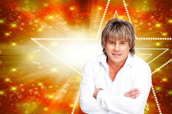 &Ocy;&ncy; - &Scy;&Ucy;&Pcy;&IEcy;&Rcy; &Scy;&Tcy;&Acy;&Rcy;&period; &Acy;&lcy;&iecy;&kcy;&scy;&iecy;&jcy; &Gcy;&Lcy;&Ycy;&Zcy;&Icy;&Ncy;