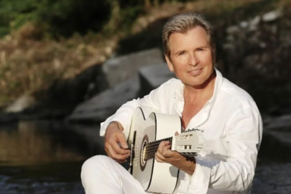 Александр Малинин